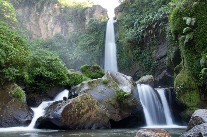 Wisata Air Terjun Coban Rondo